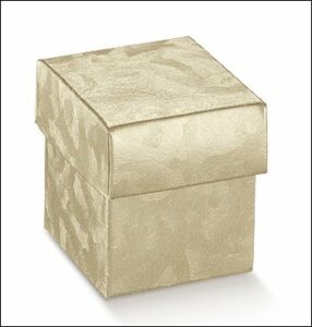 25 Cajas de regalo champagne 5x5x5cms.