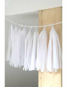 Guirnalda tassel-borlas de papel blanco