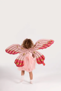 Globo-alas-de-mariposa-rosa-disfraz-infantil-carnavales-gramajeshop-valencia